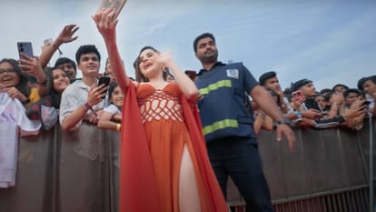 Follow Kar Lo Yaar Web Series Review in Hindi Amazon Prime Video Zee5 Sunny Leone Kim Kardashian
