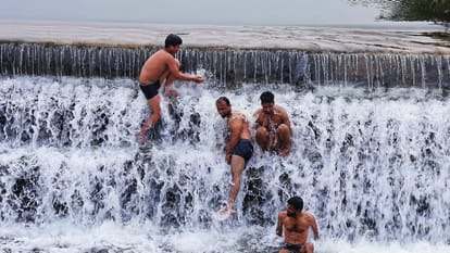 Weather Indore: प्रदेश में चार दिन तेज बारिश होगी, गुरुवार को रातभर गिरा पानी