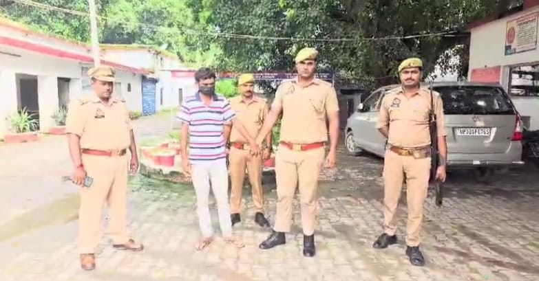 Uncle Killed niece in love affair in Hardoi, was hurt because her marriage was fixed elsewhere, arrested