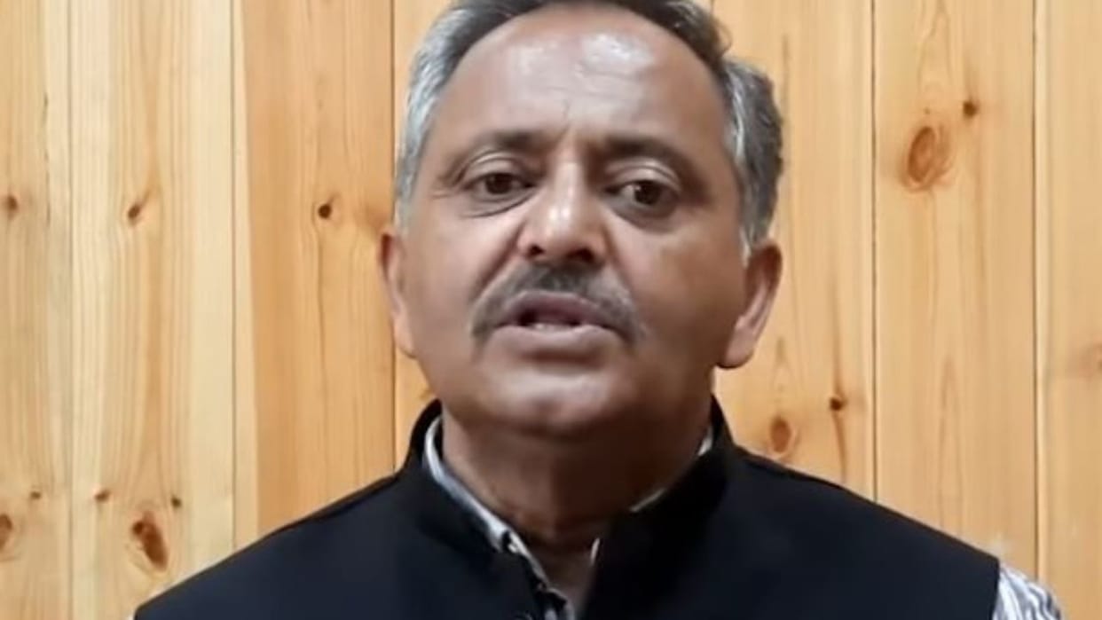 HP CM Principal Advisor Media Naresh Chauhan said Employees should resolve issue through talks with the govt