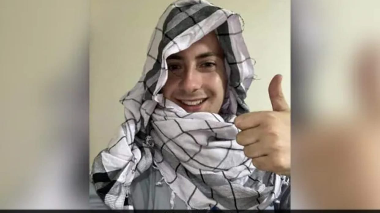 UK YouTuber Miles Routledge Jokes Of Dropping Nukes On India In Racist Rant news in hindi