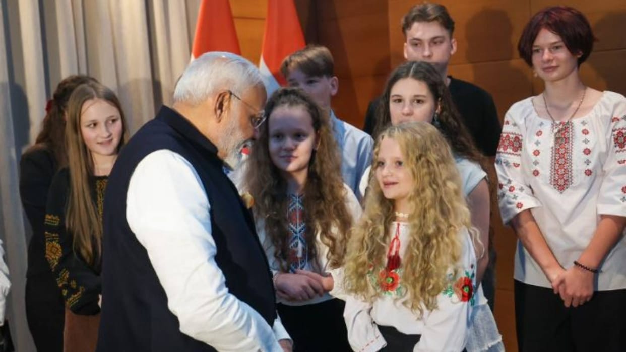 PM Modi praises Hindi-learning students in Ukraine for promoting mutual understanding