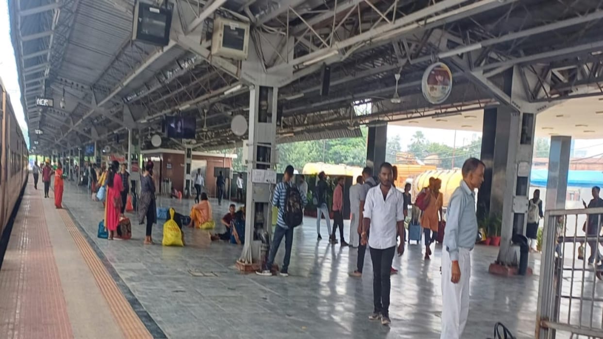 Constable Recruitment Exam: Special train will run for Ballia and Banaras, NCR and North Eastern Railway took