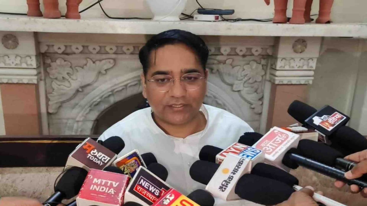 Ajmer News: Water Resources Minister Suresh Singh Rawat verbally attacked Dotasara