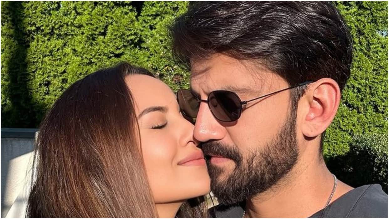 Sonakshi Sinha and Zaheer Iqbal enjoying honeymoon shares romantic photos with love Note