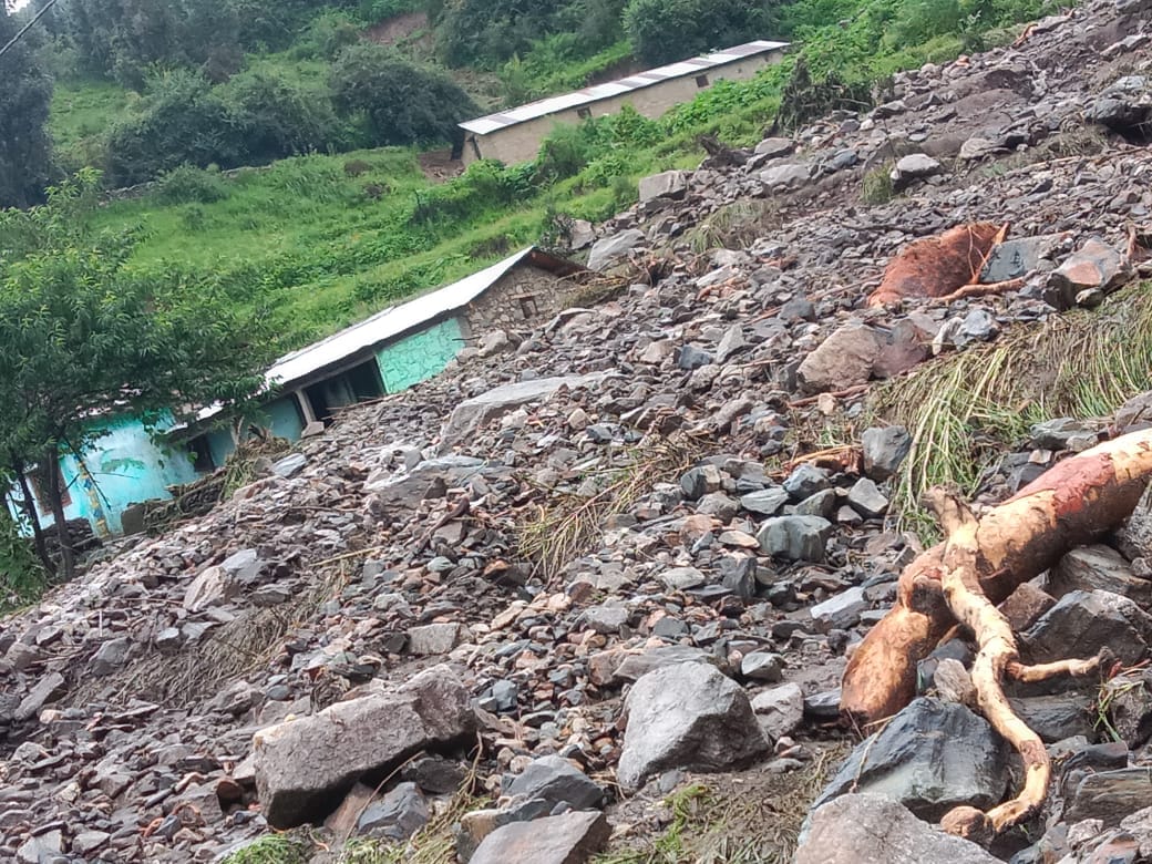 Uttarakhand Weather Extreme Rainfall in Tehri Debris enters house School Collapse Field Destroyed