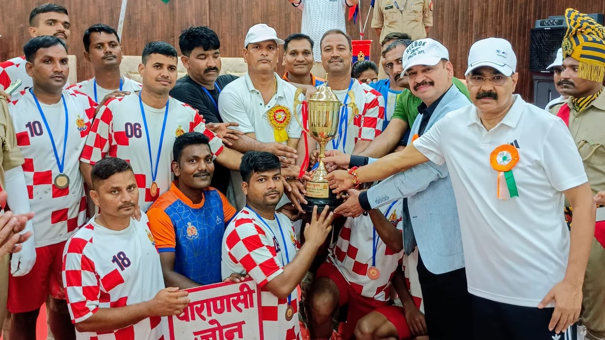 Sports News Prayagraj zone champion of men football 250 players participate in BHU Kesari