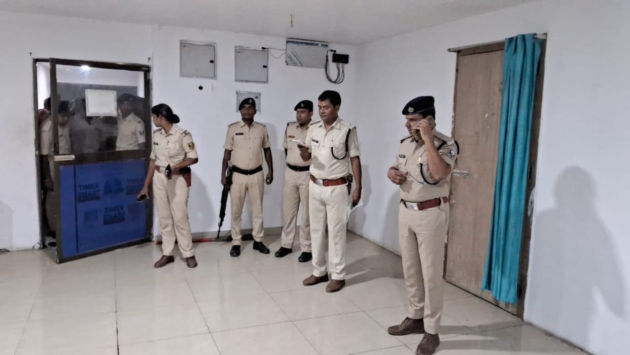 Bihar News : Bihar police investigation after firing in Muzaffarpur many people injured.