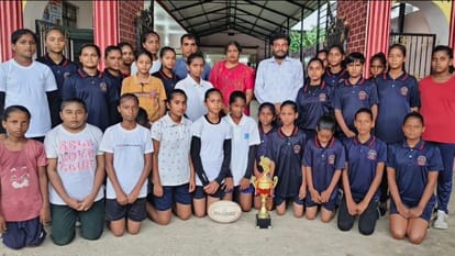Sports News Prayagraj zone champion of men football 250 players participate in BHU Kesari