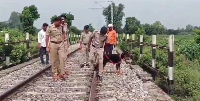 Piece of wood stuck in the train engine, major accident averted, RPF incharge said investigation is being done