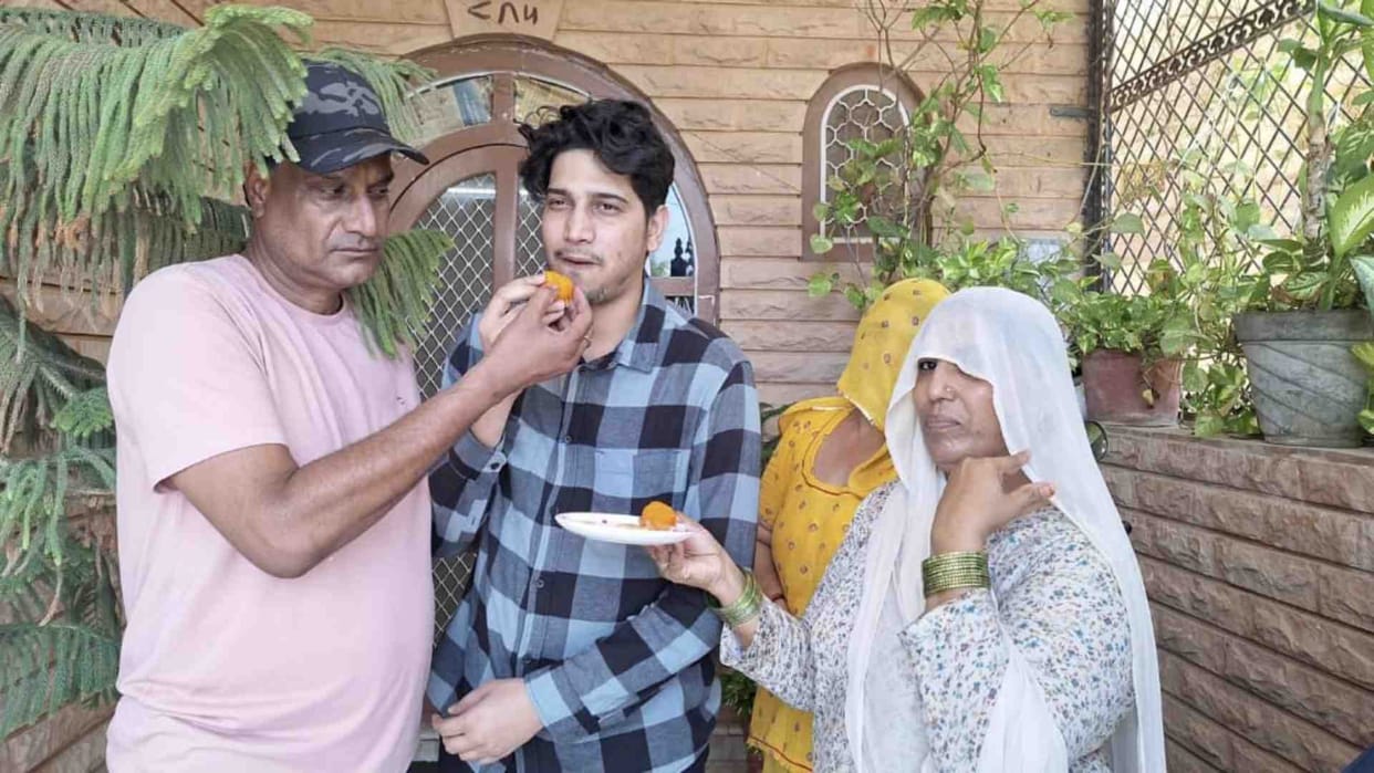 Neet PG Result: Doctor Aryan Khan Khokhar of Nagaur stood third in the state and first in the district