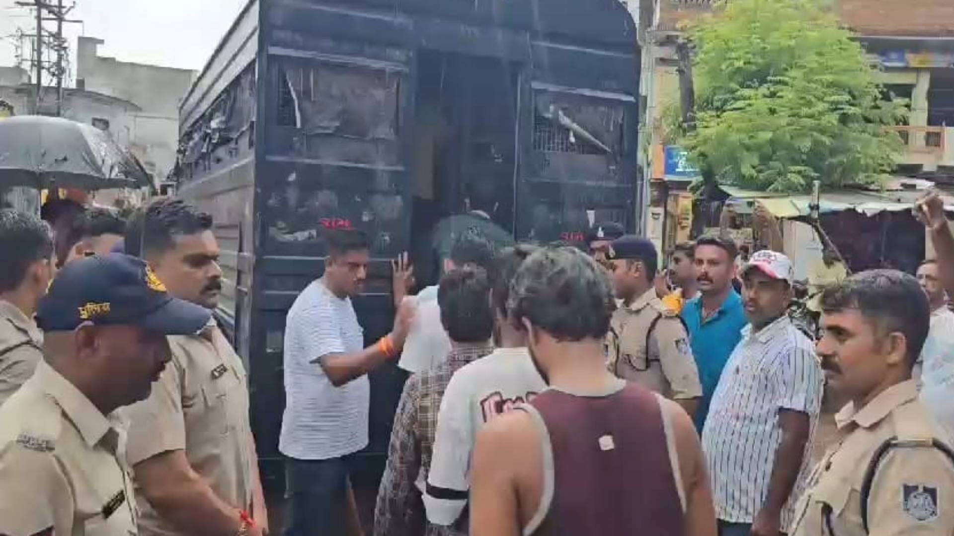 29 उपद्रवियों को भेजा गया जेल