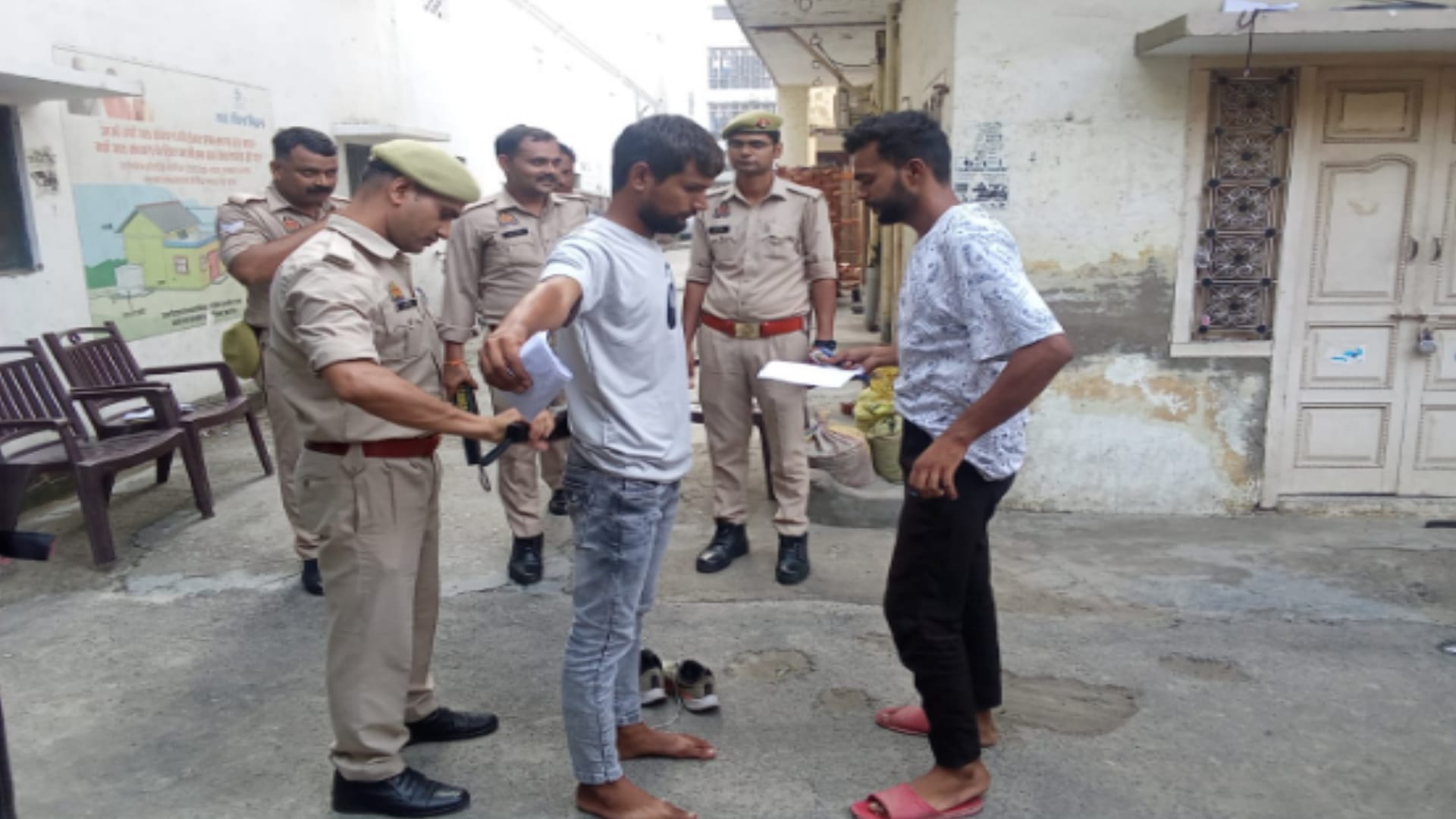 Constable recruitment exam Day two: Entry after intensive checking, Monitoring by drone