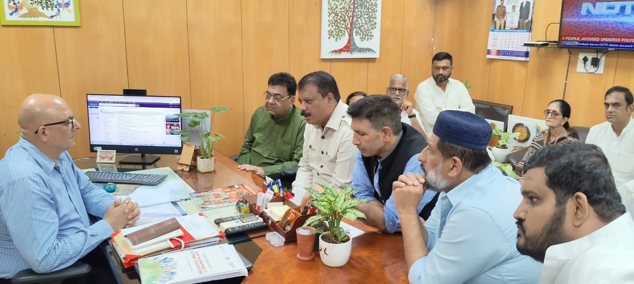 Congress leaders reached PHQ against the bulldozer action after Chhatarpur incident, will go to HC and Human R