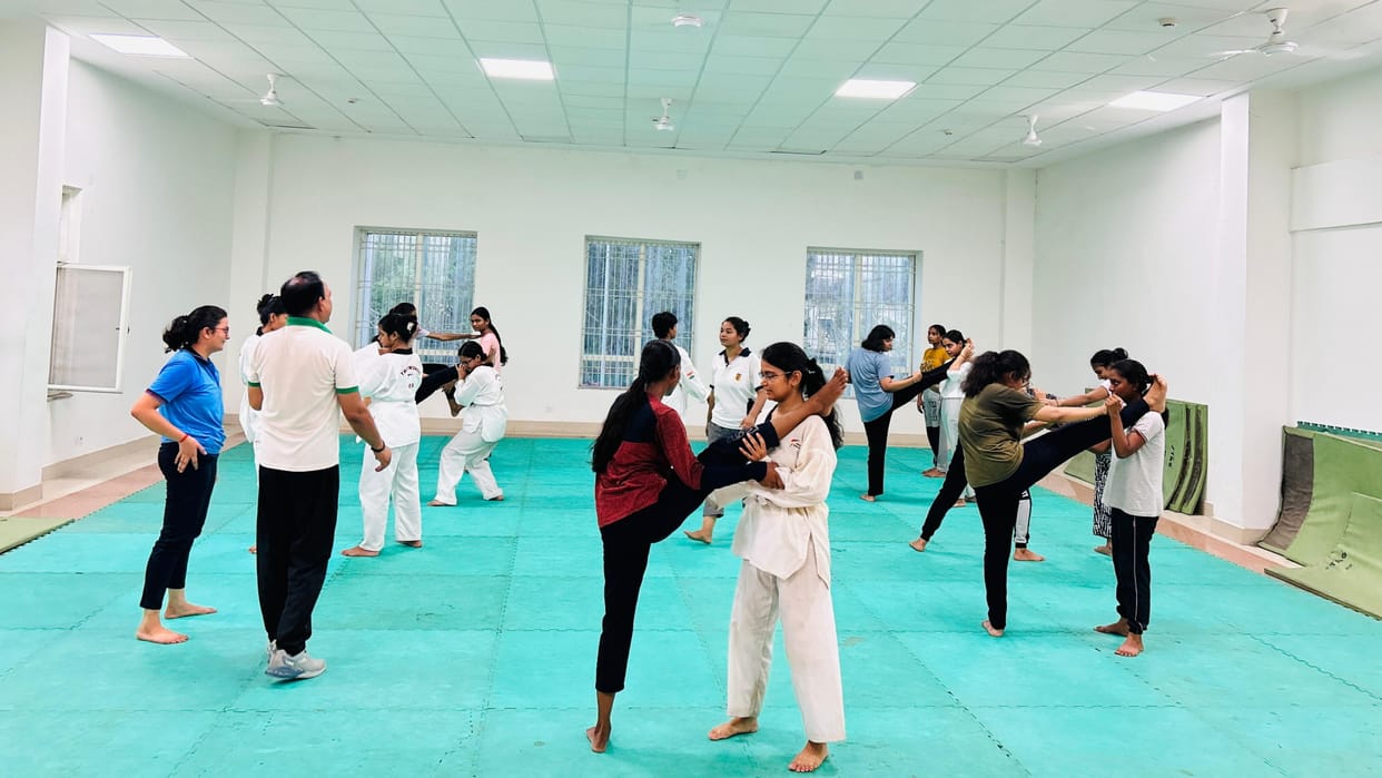 Allahabad University students will give a befitting reply through Taekwondo, do not want to depend on others