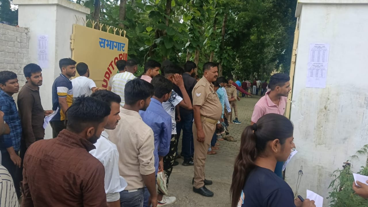 constable recruitment exam candidates were even forced to remove their Rakhi and Kalawa