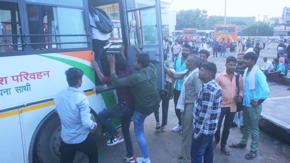 UP constable recruitment: Roadways provided free travel to 48 lakh candidates, expenditure of about Rs 75 cror