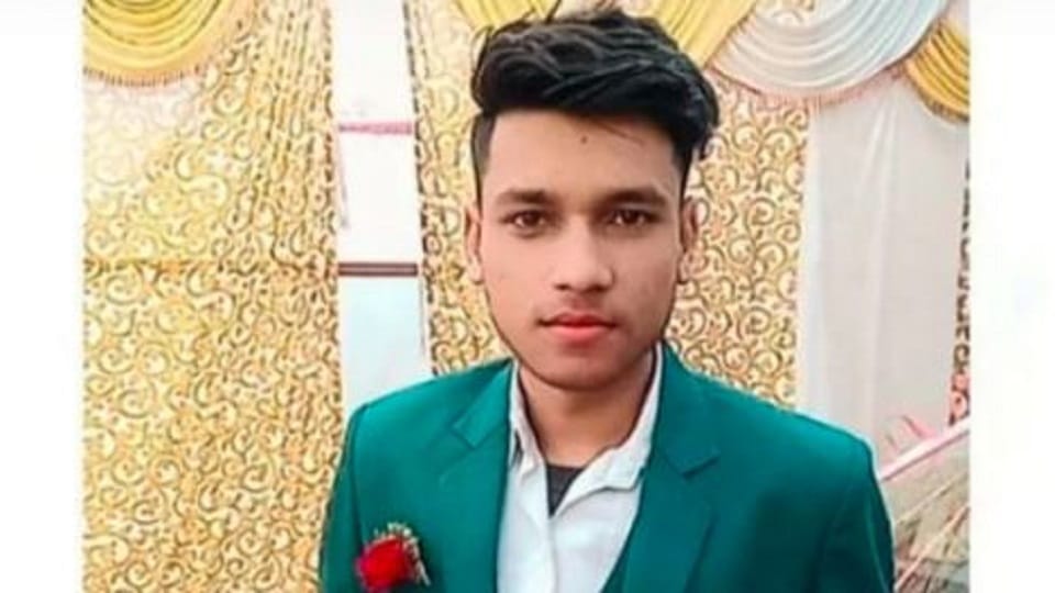 Three friends were returning from a birthday party accident happened  one died condition of two is serious