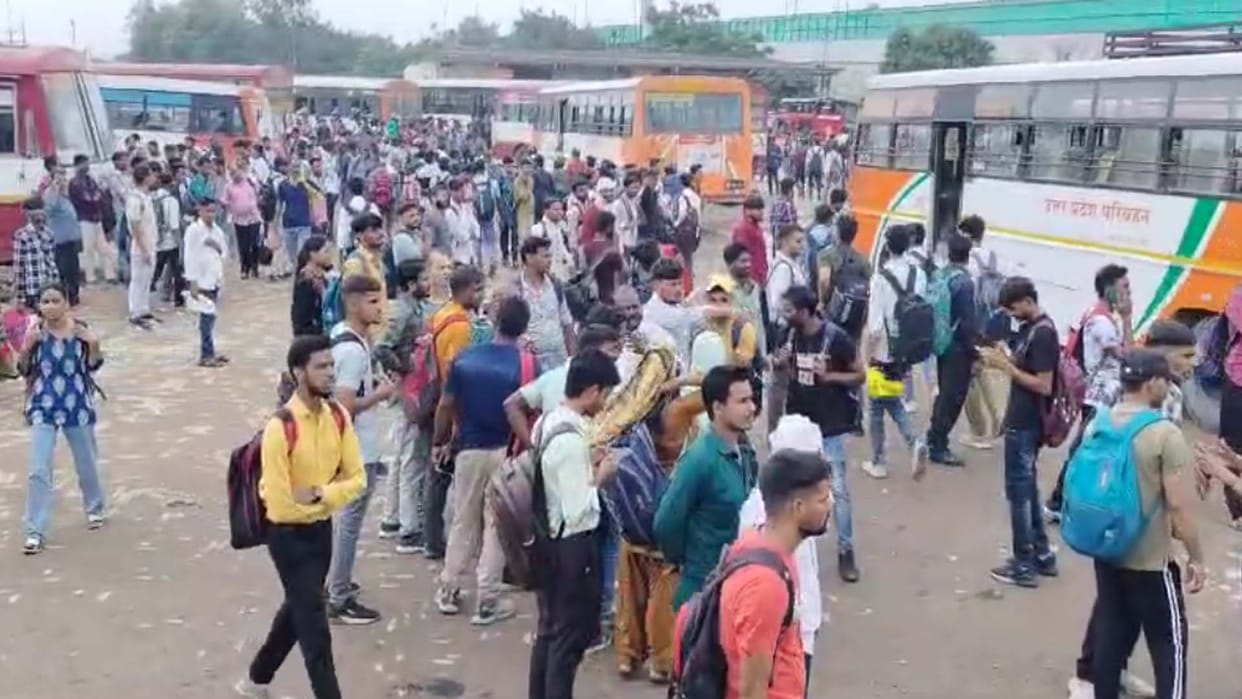 Police recruitment exam: Crowd of candidates in Kanpur