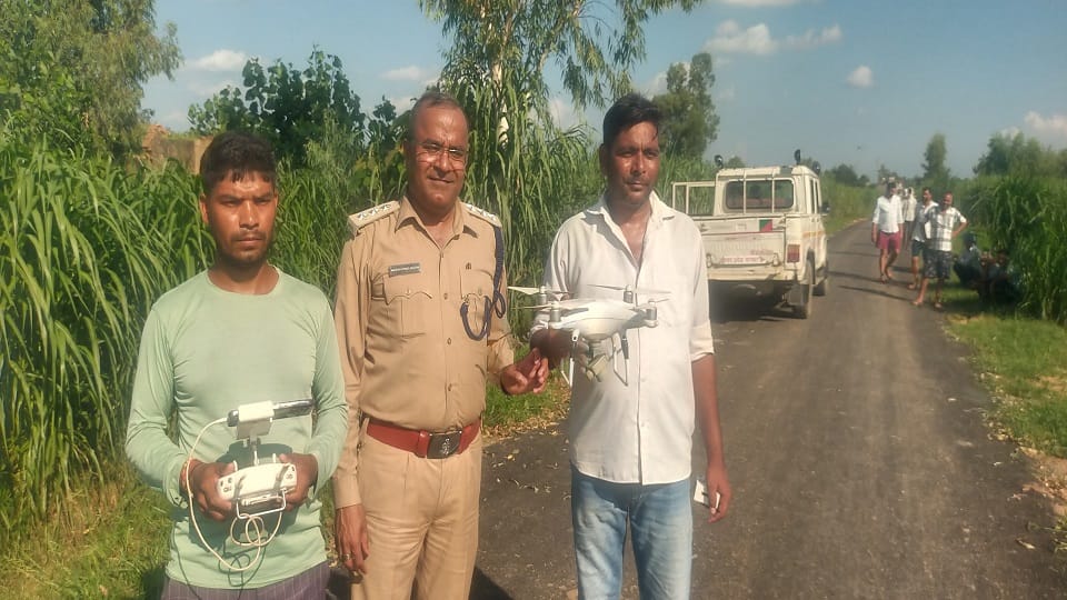 Bijnor: Leopard attacked woman, claw stuck in scarf, forest personnel saved her life by firing