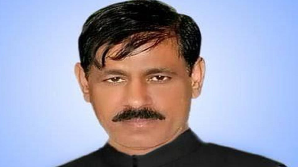 Meerapur by-election: Political turmoil over BSP leaders not attending Munkad's son's wedding, SP's game begin