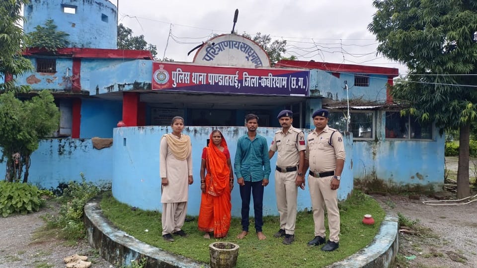 पुलिस की गिरफ्त में आरोपी