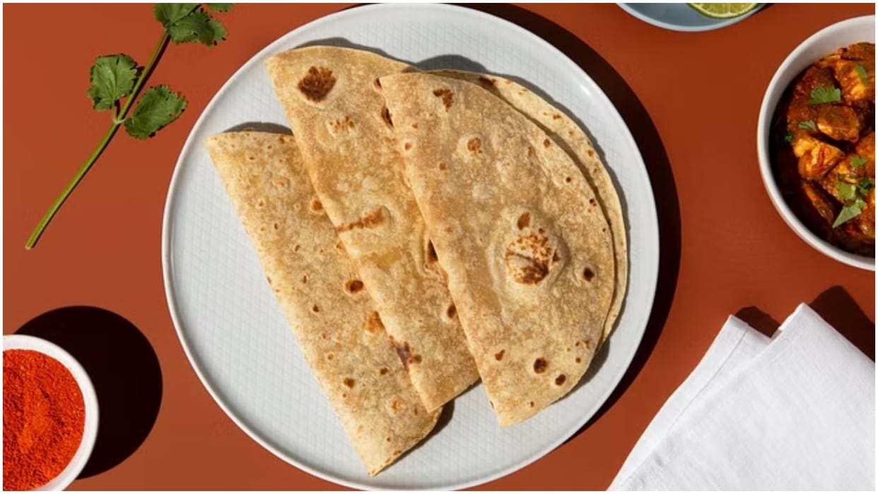 Vastu Tips Counting Roti While Cooking Lead to Loss Roti Gin Kar Kyon Nahi Banani Chahiye