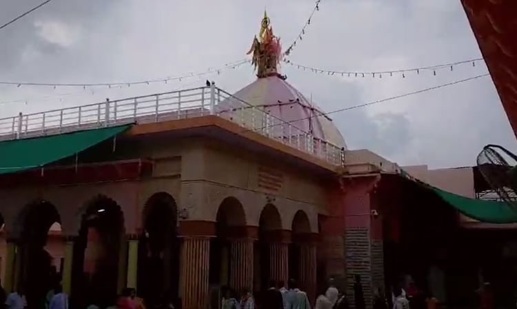 Mathura: दाऊजी मंदिर में 26 को मनाई जाएगी जन्माष्टमी, आधी रात को दिखेंगे बेशकीमती जेवरात