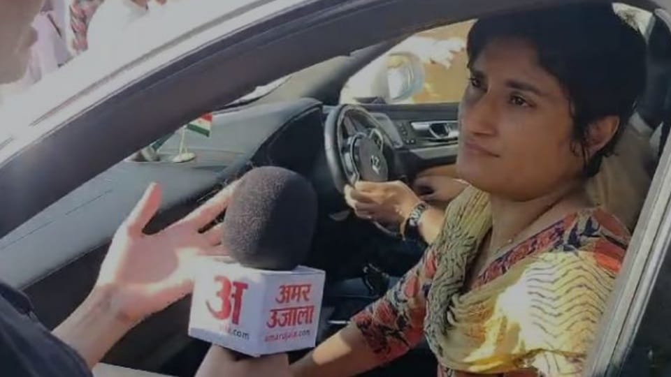 Vinesh Phogat birthday wrestler said win medal in Olympics is my target think again on retirement