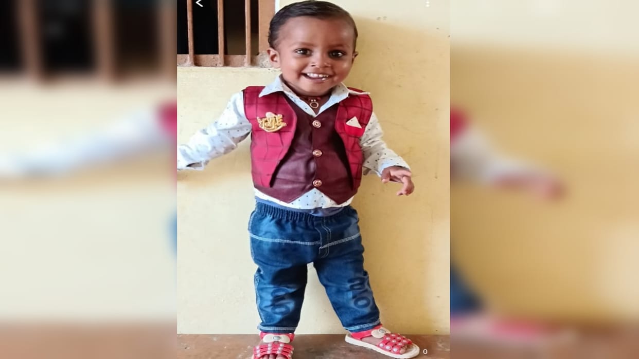 Child dies after falling from roof while playing, maternal grandparents had come