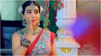 Bhojpuri Actress Akshara Singh Janmashtami Song Janme Krishna Kanhaiya goes viral