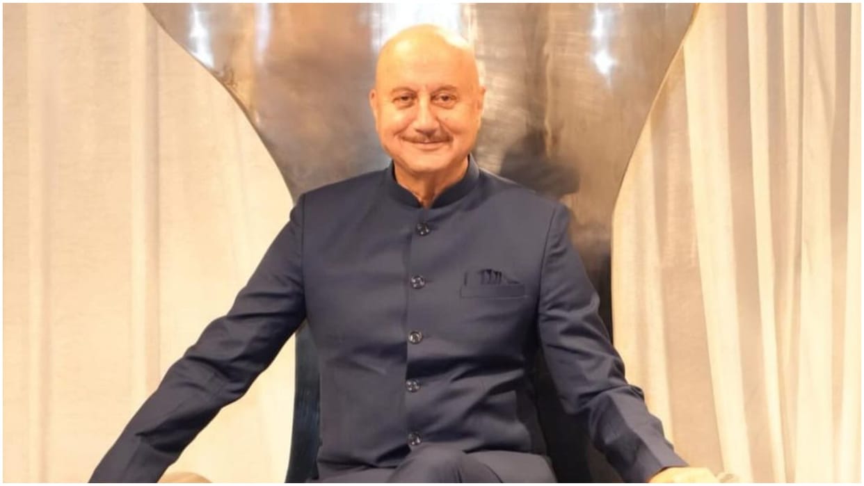 Anupam Kher Sharing video of film Signature asked people to guess given signed autobiography