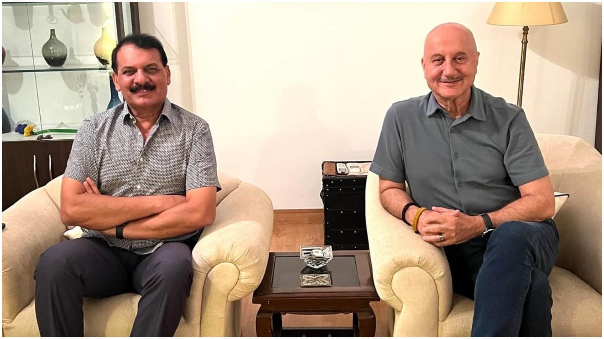 Anupam Kher celebrates his 39th marriage anniversary wishes kirron kher shared emotional post