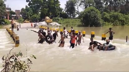 Bihar: Chachari bridge built on Gohiya river in Nalanda also damaged, flood, river level, Bihar News updates