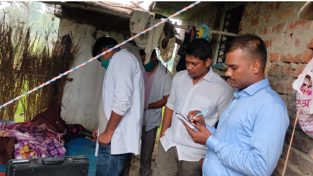 Women are being targeted in Jhangha police station of Gorakhpur, villagers are in panic