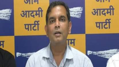 आप नेता अमित पालेकर