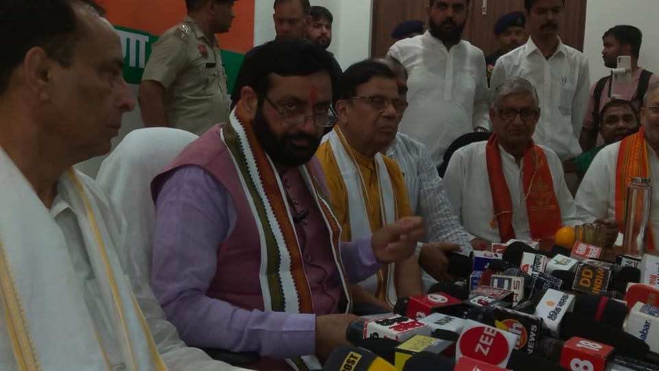 CM Nayab Saini inaugurated election office of BJP in Rohtak