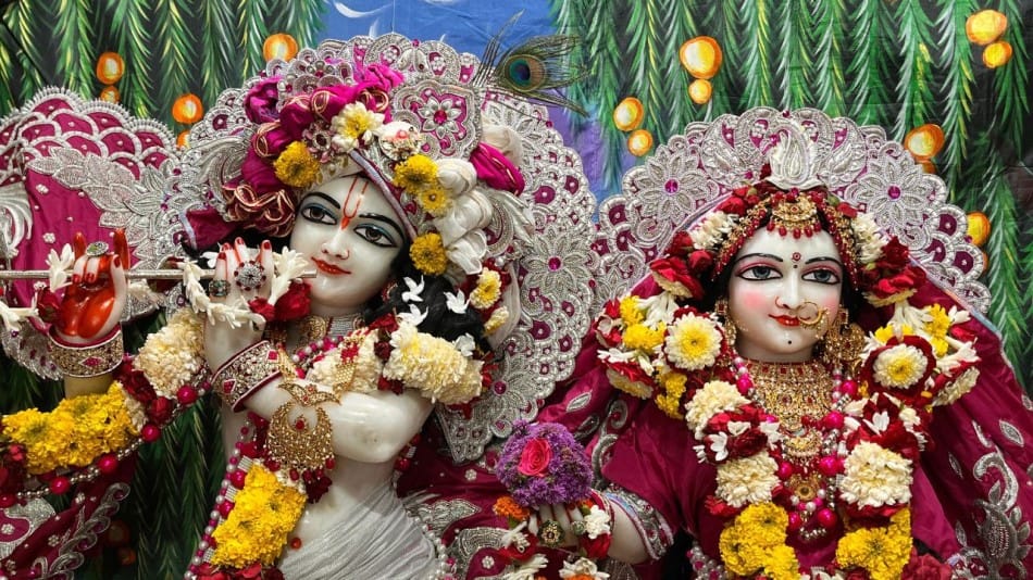 Janmashtami 2026 Delhi: Which Krishna Temples Should You Visit for Celebrations?