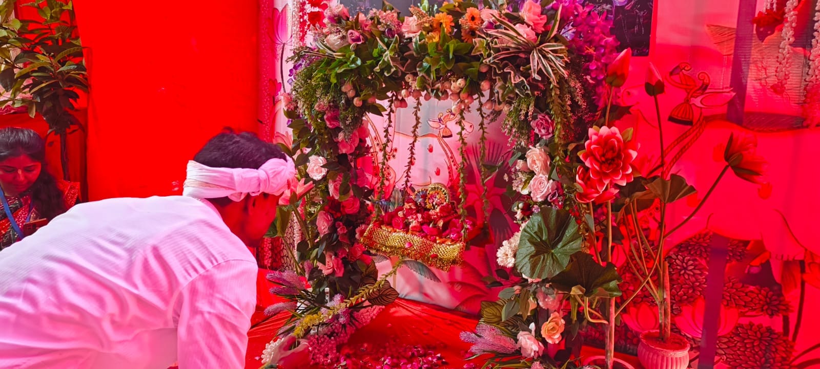 Janmashtami festival: You will feel elated after seeing these amazing tableaux, Radha and Krishna seen in diff