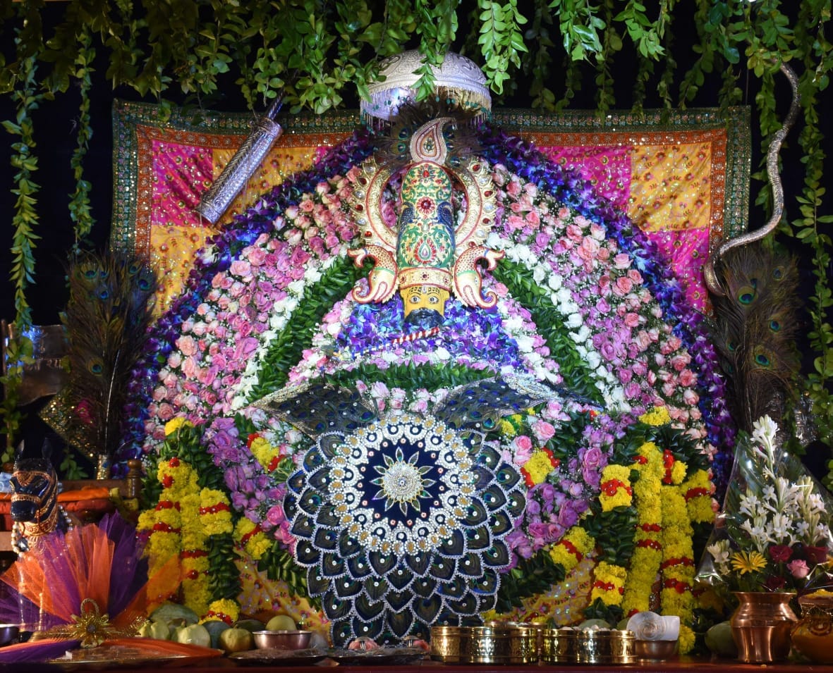 Janmashtami festival: You will feel elated after seeing these amazing tableaux, Radha and Krishna seen in diff
