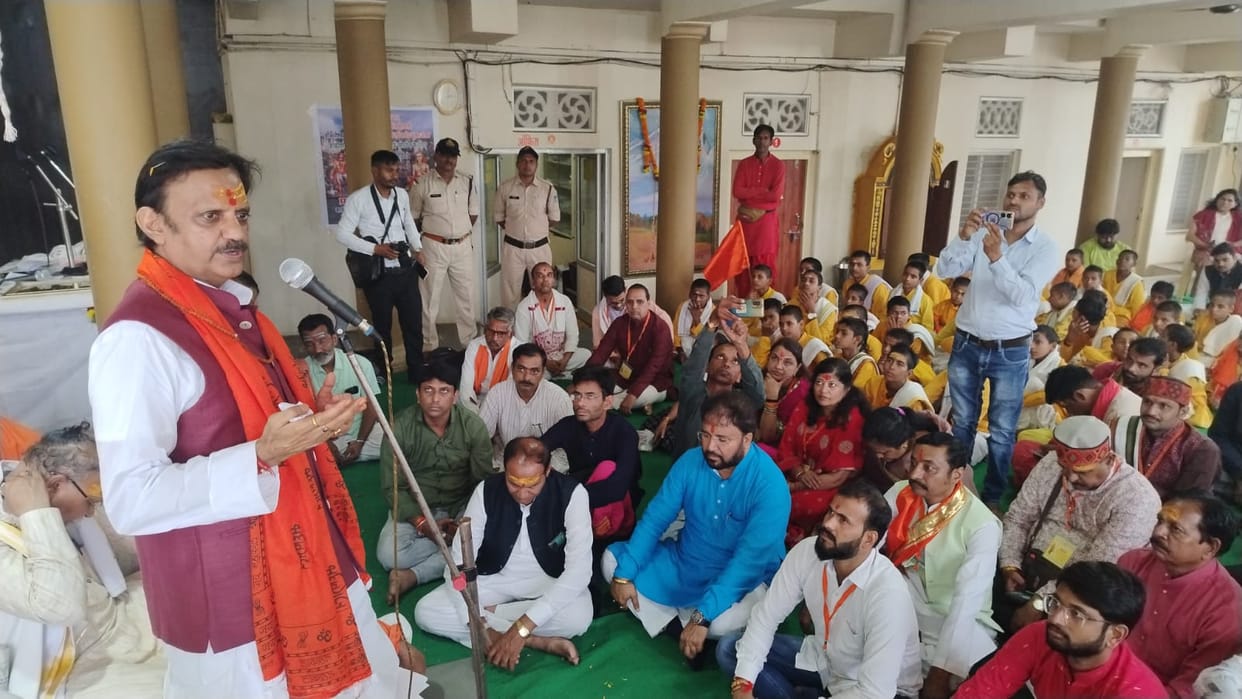 Khandwa: Deputy CM Shukla reached Omkareshwar, said- Sanatan has an important contribution in uniting country.