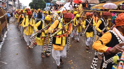 Mahakal Sawari: Baba Mahakal's ride left with royal pomp, amazing view of Harihar Milan seen