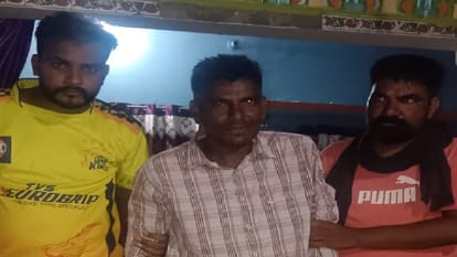 Bijnor not safe: Leopard found in bushes, pounced on moving bike and injured driver
