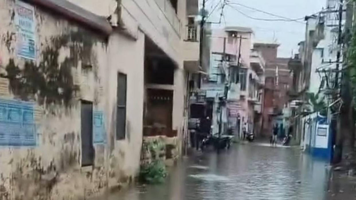 Rohtas People are troubled by waterlogging in Sasaram locality turns into a lake even with a little rain