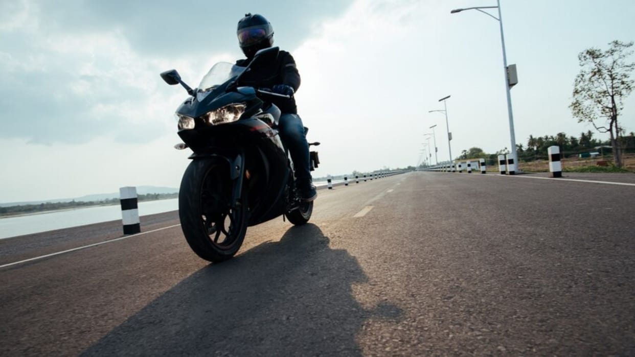 include these habits in bike riding you will always be safe
