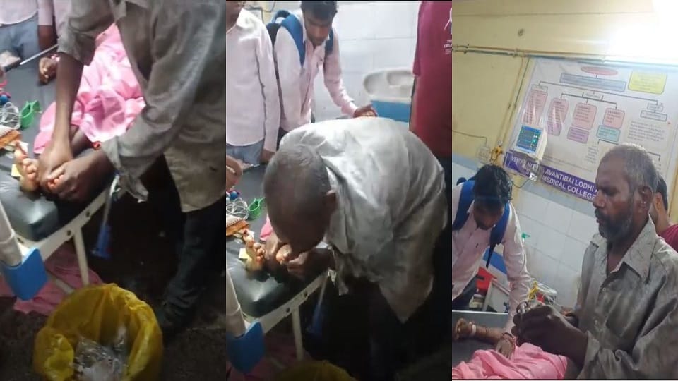 Bygir treated woman who was bitten by a poisonous snake At Etah Medical College