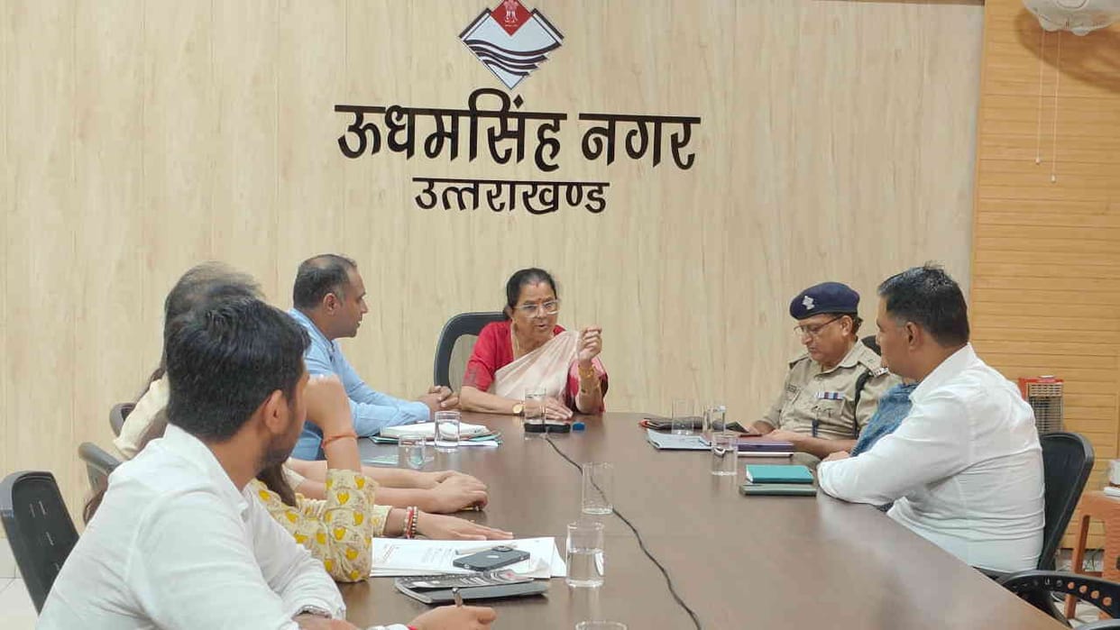 Mawlawi molest girls showing pornographic videos in madrasa Women Commission Chairperson meets victim family