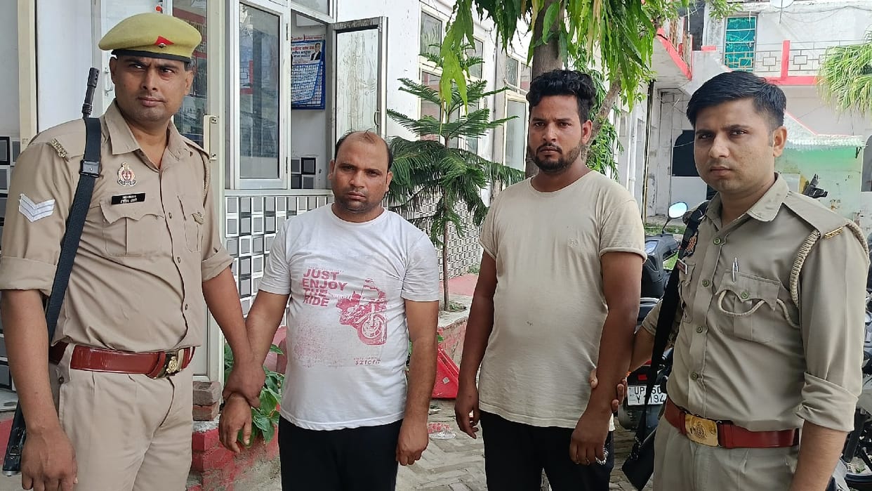 Two accused who cheated by posing as fake CMO arrested in Bareilly