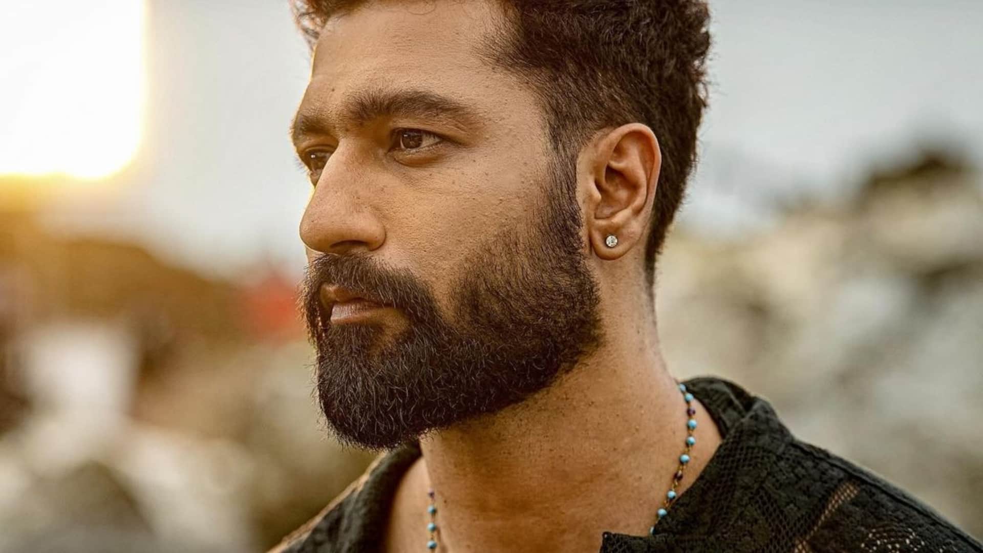 Vicky Kaushal shares throwback pic of childhood and send birthday wish to mother with sunny kaushal viral