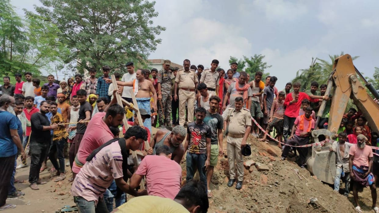 Bihar News : Bihar Police investigation after two died sewerage construction in muzaffarpur bihar news hindi